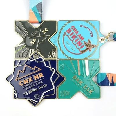 Beli Medali Perlombaan Custom Series Puzzle Awards Medali Balapan Pribadi pembuatan online