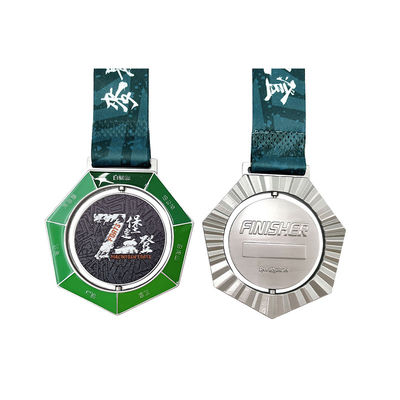 Beli Bespoke Climbing Award Zinc Alloy Spinning Medal Custom Climbing Medal pembuatan online