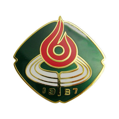 Beli Customized Soft Enamel Pin Badge for Items with Fast Lead Time and Competitive Prices pembuatan online