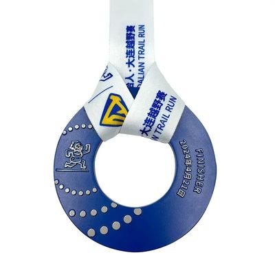 Custom Toroidal Medal Trail Run Penghargaan diukir
